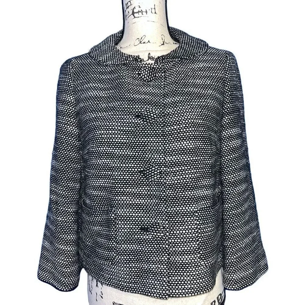 Ann Taylor LOFT Black White Textured Wool‎ Blend Cropped Blazer Jacket Size 6